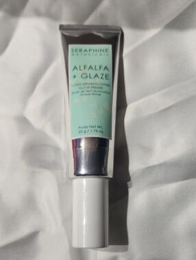 Seraphine Botanicals Alfalfa + Glaze Glow Primer - Mint Green